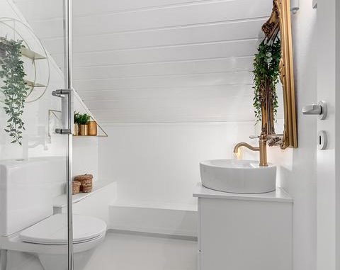8 Tips for Bathroom Storage
